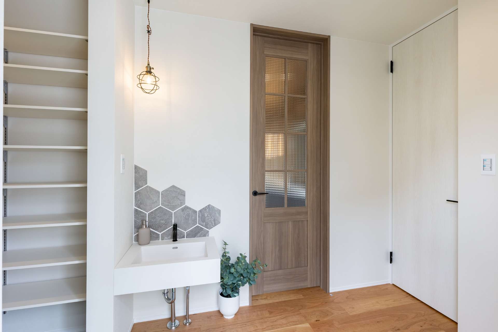 ヴィンテージスタイルの造作ハウス