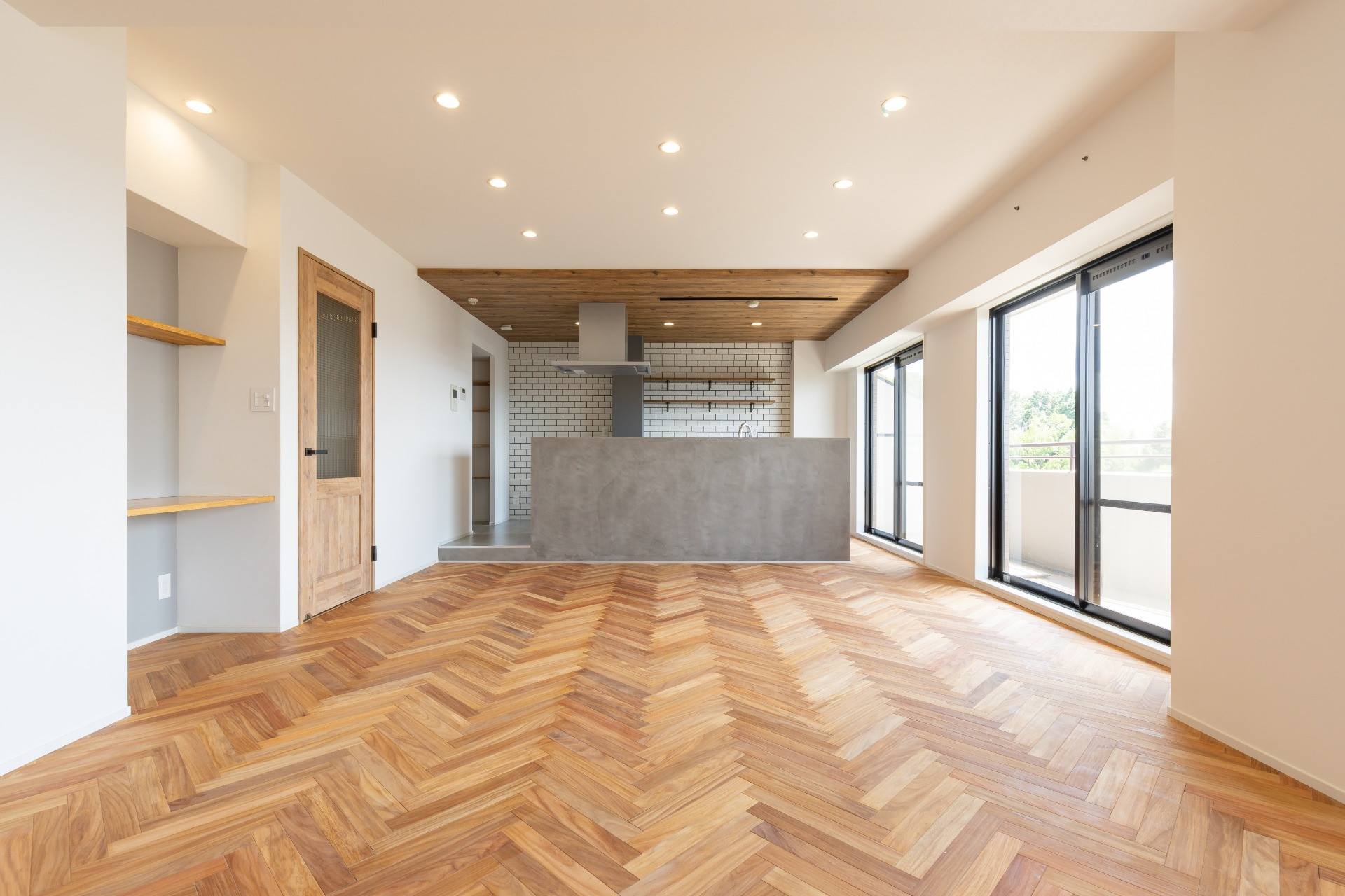 ヘリンボンフロアの北欧ナチュラル・リビング